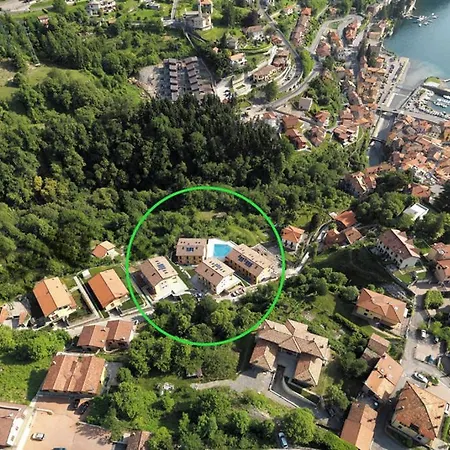 Lägenhet Sleeps 6 Pool T421317 *